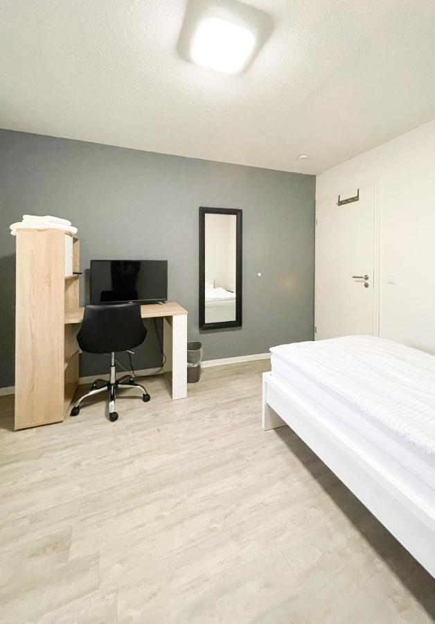Traumhaftes Privatzimmer In カールスルーエ エクステリア 写真